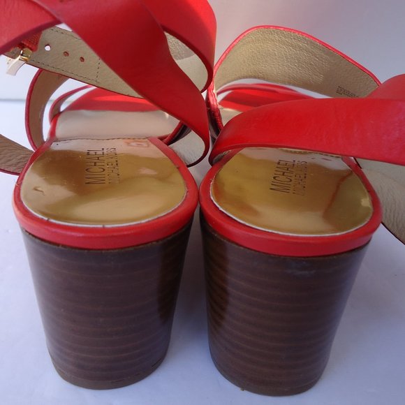 SIZE 8M. Michael by Michael Kors wedge heel sandals. - Picture 4 of 8